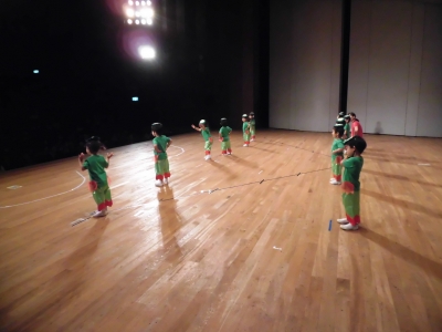 2学期最後の行事☆おゆうぎ会_a0382671_12561365.jpg