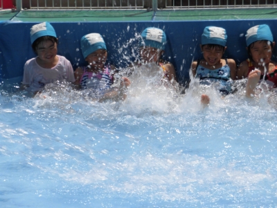 今日もプール遊びしました!_a0382671_13262026.jpg