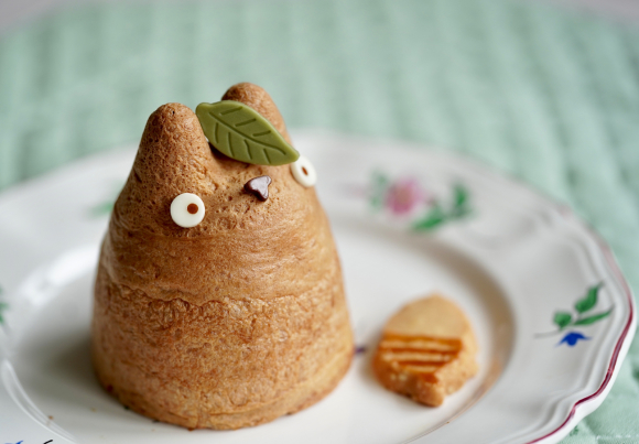 トトロのシュークリーム_e0156083_12094266.jpg