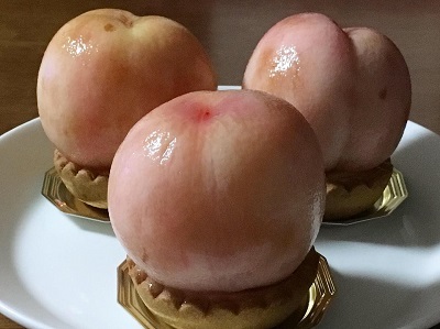 まるごとピーチのチーズタルト_f0231189_21533550.jpg