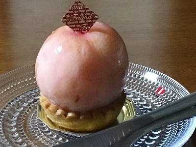 まるごとピーチのチーズタルト_f0231189_22102965.jpg