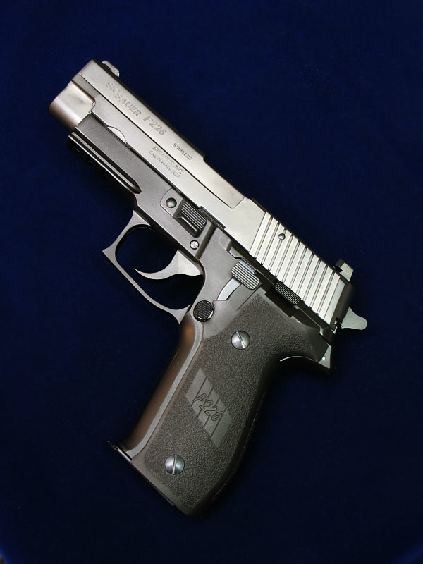 タナカワークス　sig sauer railed frame p226 Tanaka SIG P226 Railed Frame Evolution 2 Heavyweight Model Gun