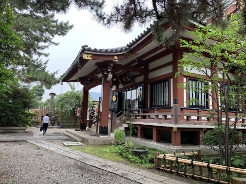 b0330040_13505933.jpeg