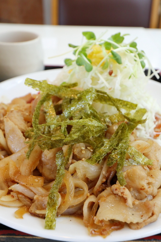 レストラン 樹里で、生姜焼定食_a0077663_22161162.jpg