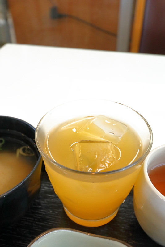 レストラン 樹里で、生姜焼定食_a0077663_22161314.jpg