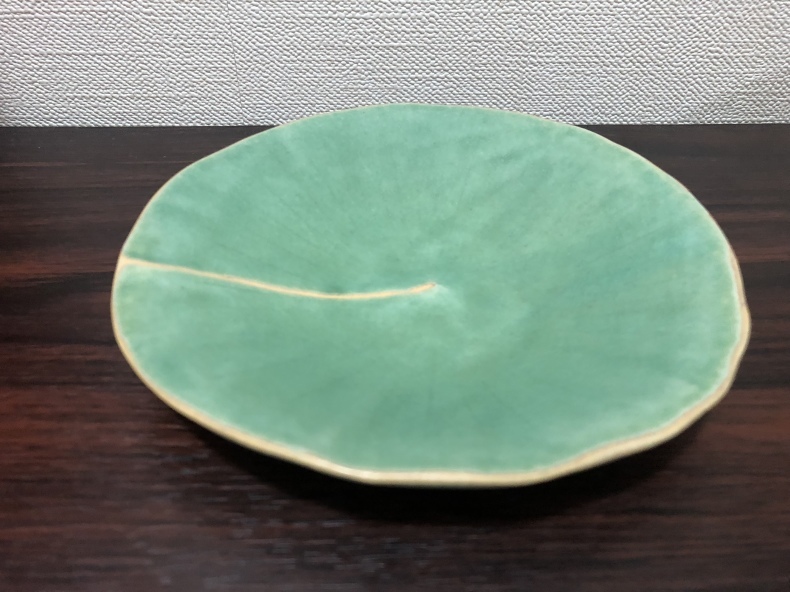 有川京子　カエル蓮葉6寸皿 有川京子 カエル蓮葉6寸皿