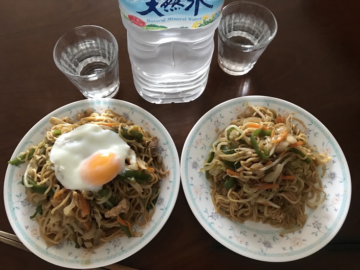 海の日のランチは 焼きそば !!_c0212604_1305481.jpg