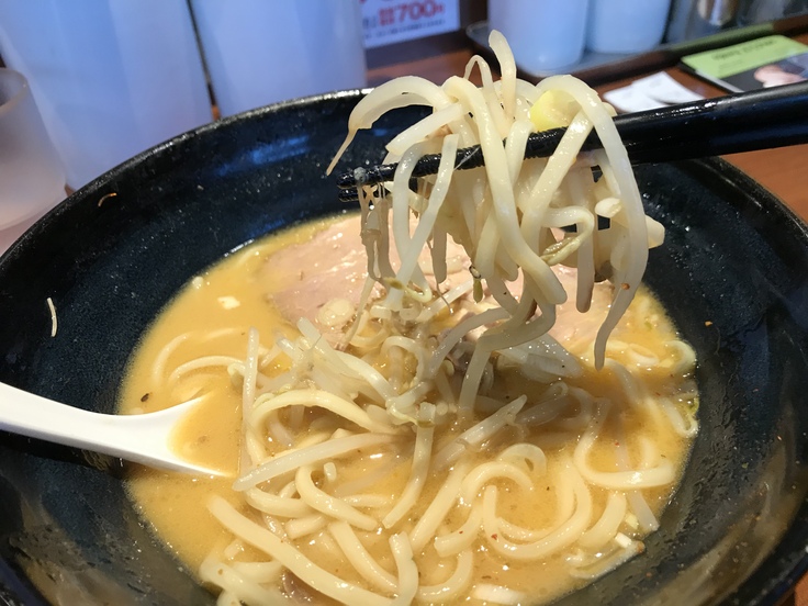 しょうゆ の おがわや(橋本)オットと散歩途中に吸い込まれる。_c0212604_18381121.jpg