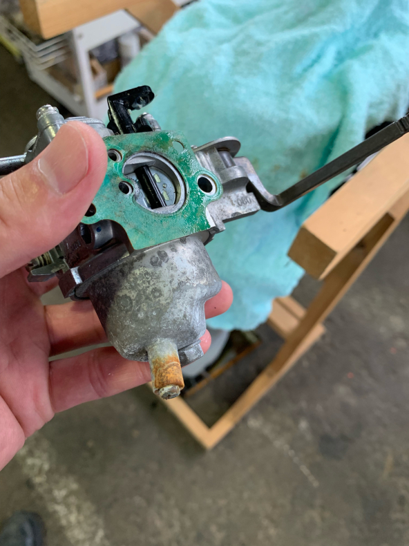 ホンダ2馬力船外機 Bf2dh メンテナンス よねの釣りブログ ホンダ2馬力船外機 Bf2dh メンテナンス よねの釣りブログ
