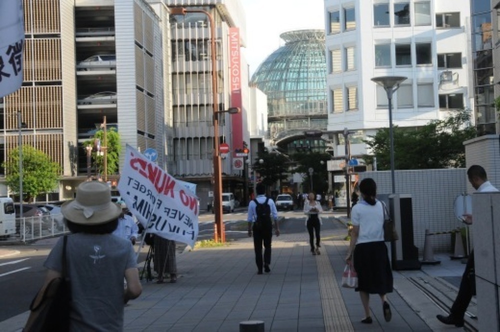 b0242956_07403401.jpeg