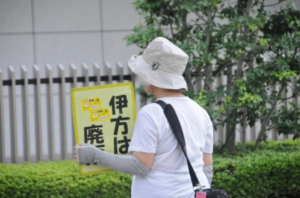 b0242956_07415739.jpeg