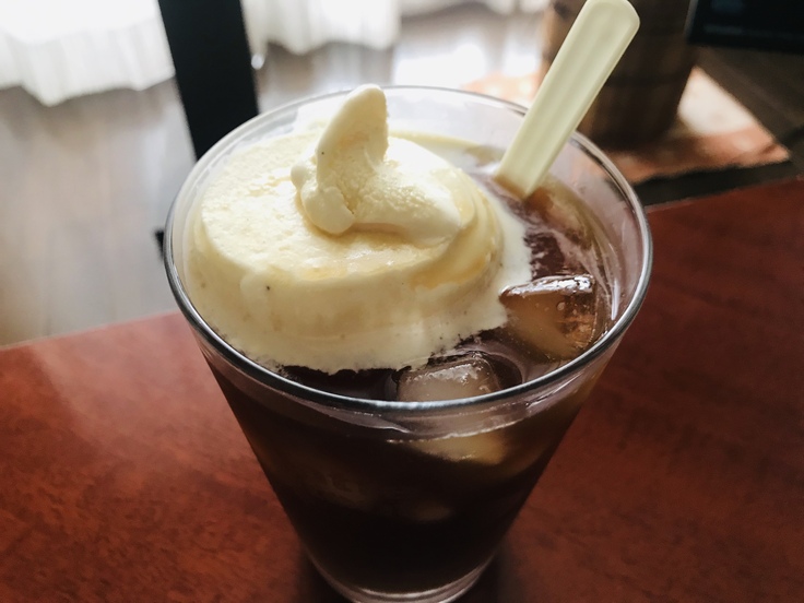 今日のオヤツは コーヒーフロート ♪_c0212604_19243031.jpg