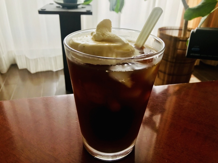 今日のオヤツは コーヒーフロート ♪_c0212604_1924912.jpg