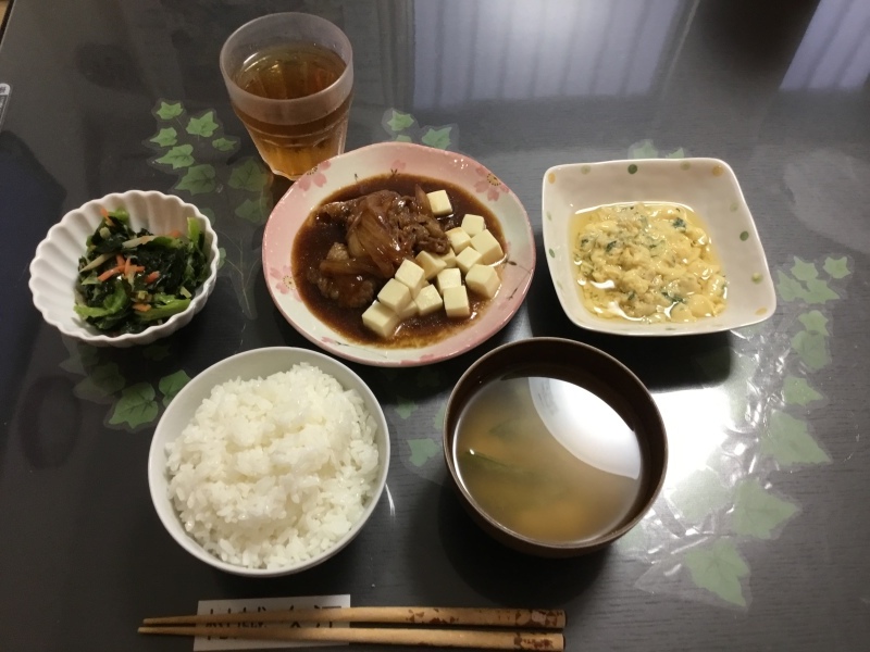 しらゆり荘 夕食 牛肉豆腐 筍としらすの卵とじ チンゲン菜の彩り和え 御飯 味噌汁 今日の献立 しらゆり荘 夕食 牛肉豆腐 筍としらすの卵とじ チンゲン菜の彩り和え 御飯 味噌汁 今日の献立
