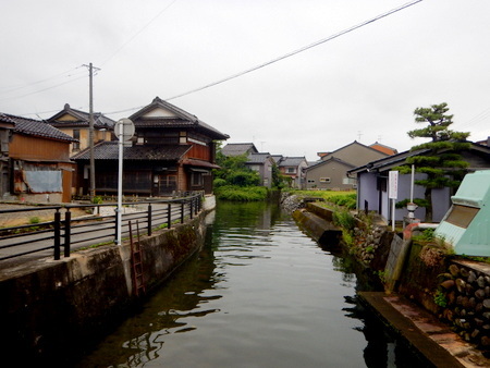 海の日記念ウォーキング  「滑川駅前～水橋～東富山駅」_e0153040_11350543.jpg