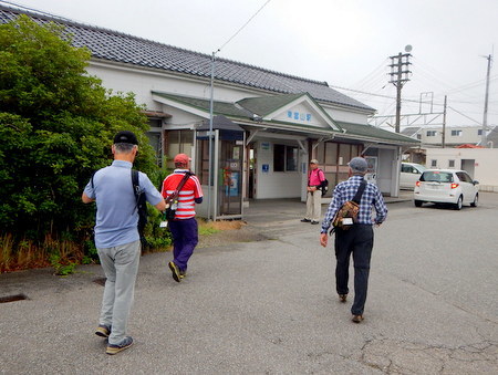 海の日記念ウォーキング  「滑川駅前～水橋～東富山駅」_e0153040_12404121.jpg