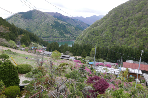 天界の村を歩く２ 関東山地 荒川_d0147406_12474844.jpg