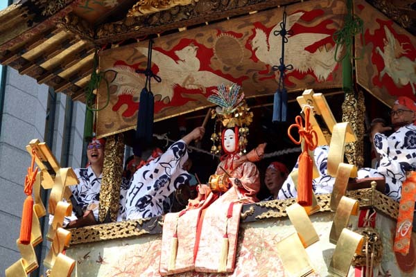 祇園祭山鉾巡行　先祭り_e0048413_22544760.jpg