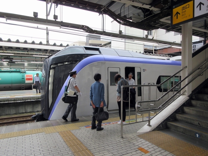 八高線・川越線 停車駅のご案内 鉄道 電車 廃品 2001年 当時物 現状品 再再販！ 埼京線・川越線 東京臨海高速鉄道 停車駅のご案内 電車