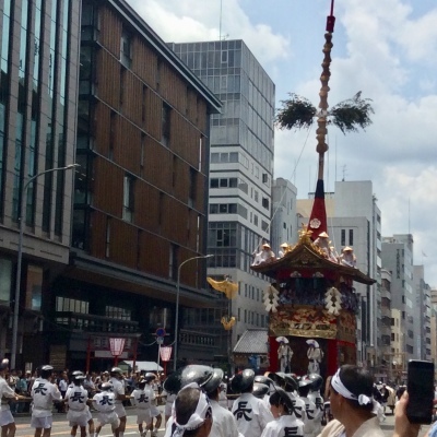 山鉾巡行 祇園祭_e0108851_20035413.jpeg