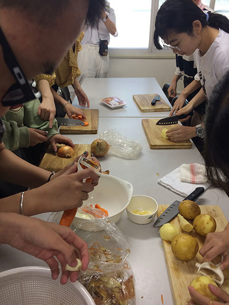 今年も中国からの留学生達_f0101174_19151213.jpg