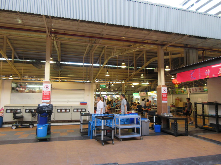 Ghim Moh で朝食を ♪ シンガポールあるある!_c0212604_5535162.jpg