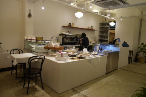 a0140305_02140301.jpg