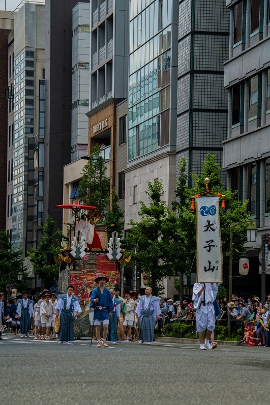 祇園祭・前祭~山鉾巡行(長刀鉾~鶏鉾)_e0363038_11351067.jpg