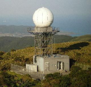 台風5号の最中、石垣島で「謎の照射」発見!:自衛隊の台風消滅実験か!?_a0348309_916563.jpg