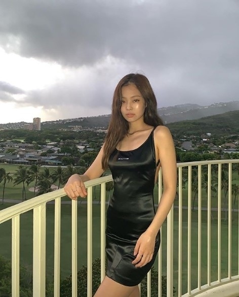 Blackpink ジェニー セクシーなワンピース姿を披露 完璧なスタイル niconico paradise Blackpink ジェニー セクシーなワンピース姿を披露 完璧なスタイル niconico paradise