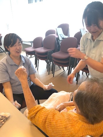アロマ大学 アロマハンドセラピストレベルアップ実習1_a0191183_13505444.jpeg