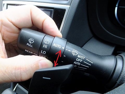 Vmgレヴォーグ ワイパーのautoモードを間欠ワイパーに変更 青いそらの下で