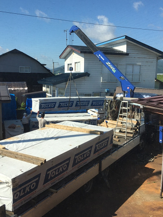 家が建つまで~木材の運搬_c0120360_15274816.jpg