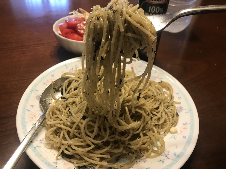 ランチは自作ジェノベーゼソースでパスタ♪_c0212604_13295587.jpg