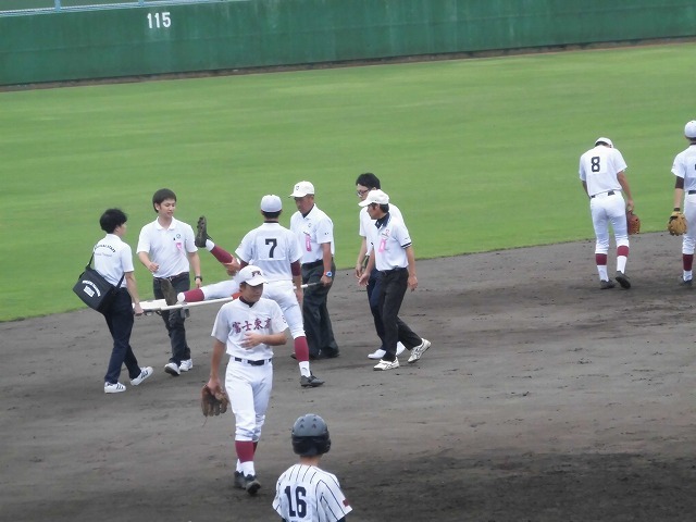 早すぎる富士市立野球部の敗退! 地元勢同士の対決は富士東に軍配_f0141310_08481642.jpg