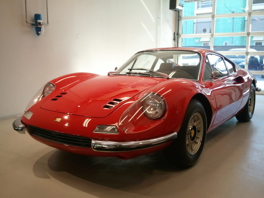 Dino246 or Ferrari308_a0129711_10142031.jpg