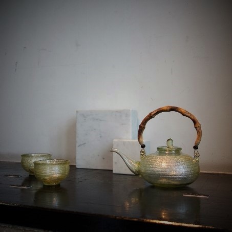 ちろり ガラス 有松啓介氏 暑くなると思い出す風景みたいな 懐かしい酒