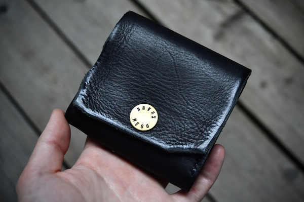black wallet_b0172633_20275968.jpg
