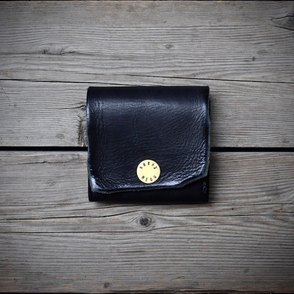black wallet_b0172633_20305208.jpg