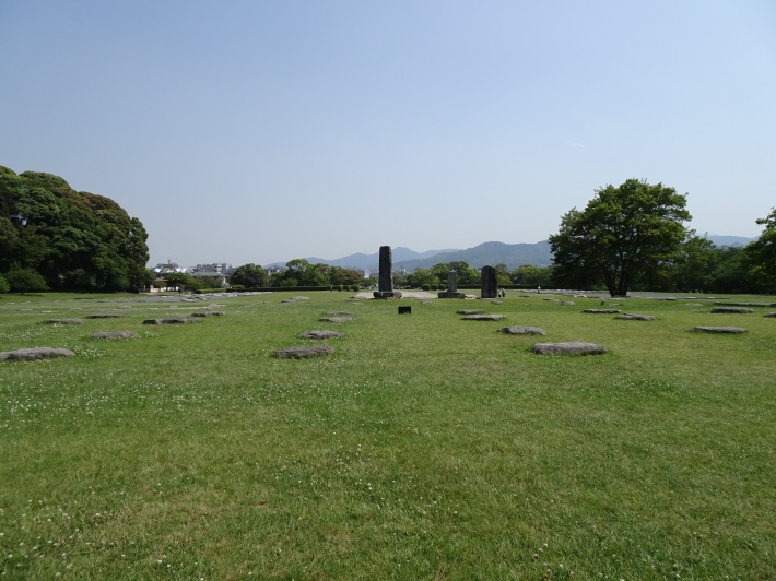 ☆☆九州旅☆☆福岡編:坂本八幡宮、大宰府政庁跡、太宰府天満宮、梅が枝餅食べ比べ♪_c0071545_16084748.jpg