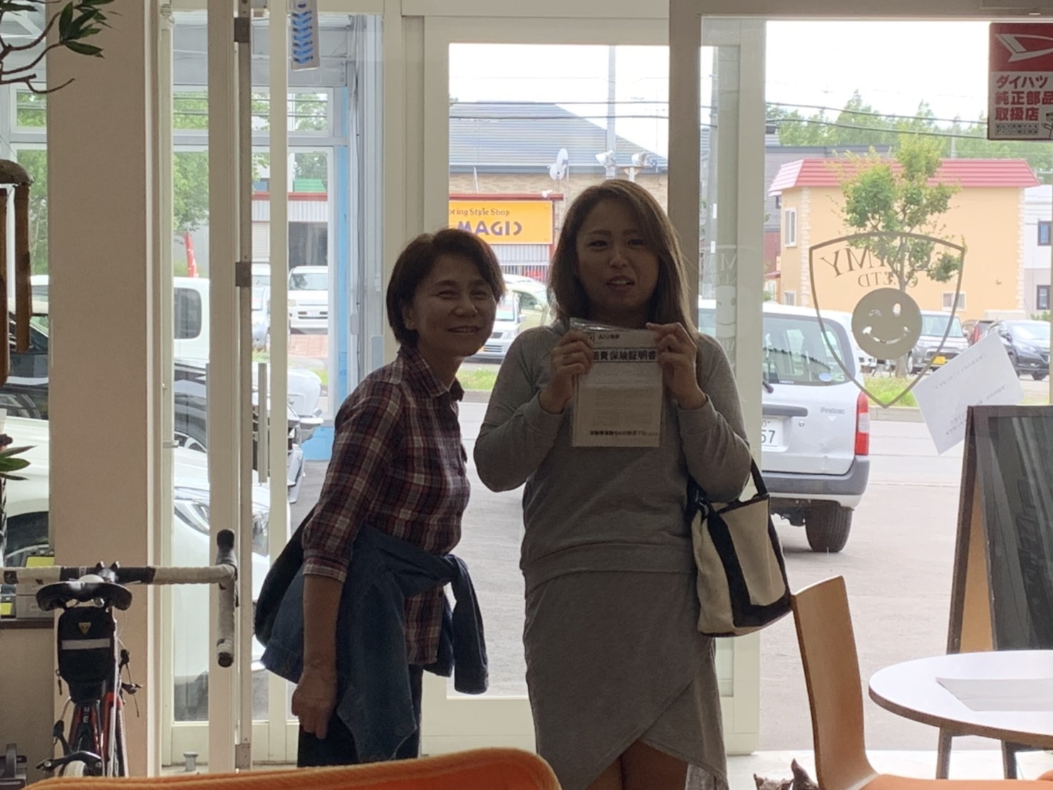 7月23日(火)本店ブログ♪ タントカスタムX ありますよおおお ランクル ハマー アルファード♪ _b0127002_19102141.jpg