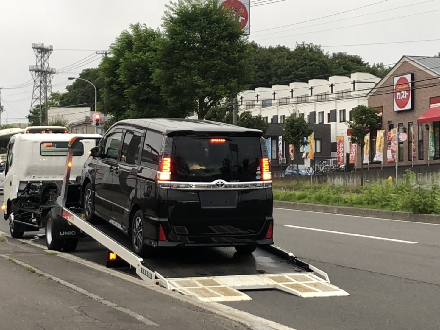 7月23日(火)本店ブログ♪ タントカスタムX ありますよおおお ランクル ハマー アルファード♪ _b0127002_19281273.jpg