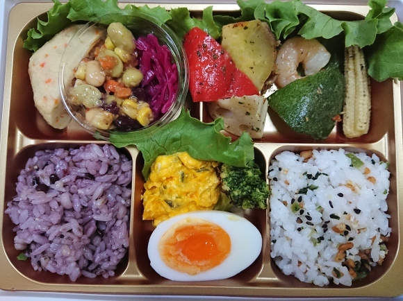 7/23 ヤッホー 柚子&塩セッションエール & 西友 20品目が摂れるバランス弁当 & 紀文 とうふそうめん風_b0042308_23351131.jpg
