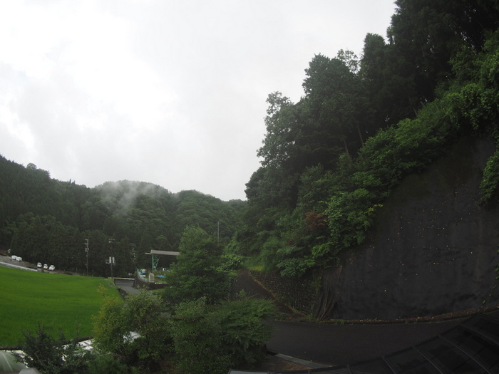 曇りのち雨_c0116915_00105243.jpg
