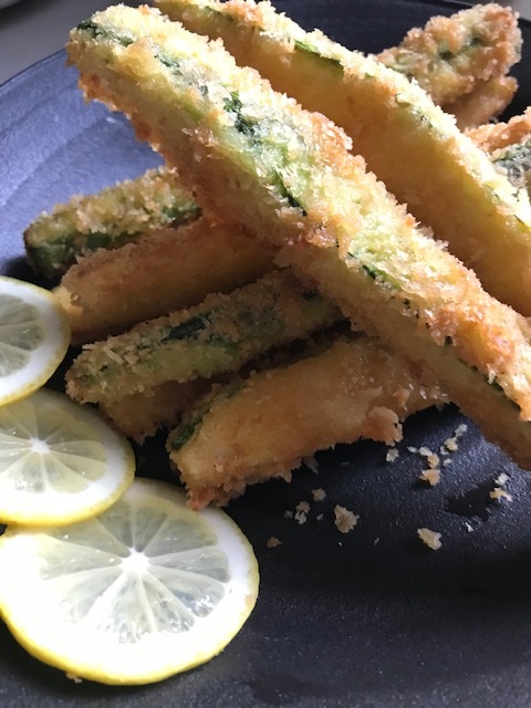 夏野菜ズッキーニのフライ _d0269832_20070836.jpeg