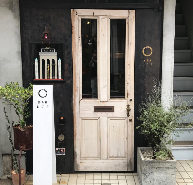 またまたイヤーカフと隠れ家的ジュエリーショップ おしゃれを巡る冒険