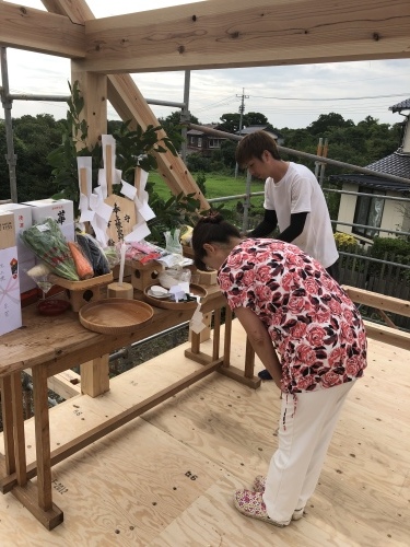 祝・上棟 小さな木の教会のような家_d0087595_18443181.jpeg