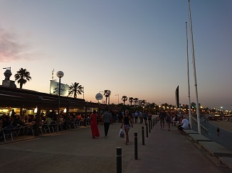 地中海ビーチ、バルセロネータ!_d0091909_18000858.jpg