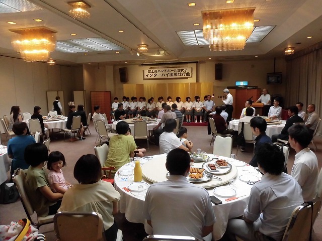 富士高女子ハンドボール部のインターハイ(全国大会)出場壮行会と森田教育長への表敬訪問_f0141310_07452759.jpg