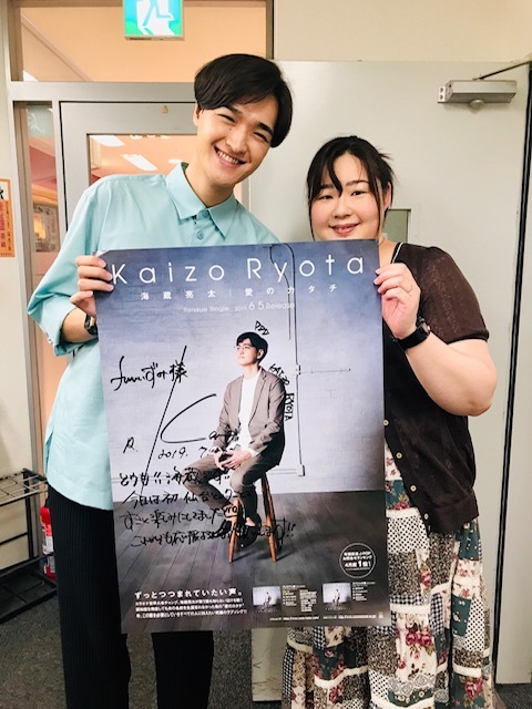海蔵亮太さん_d0029276_13571559.jpeg